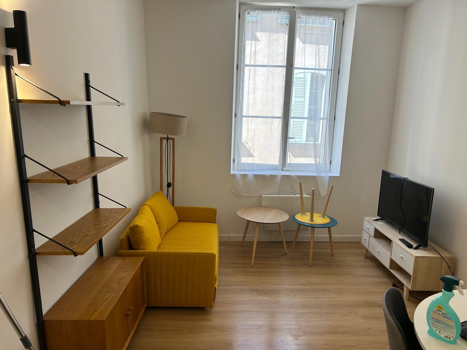 Nettoyage d'un appartement sur La Garde dans le Var.