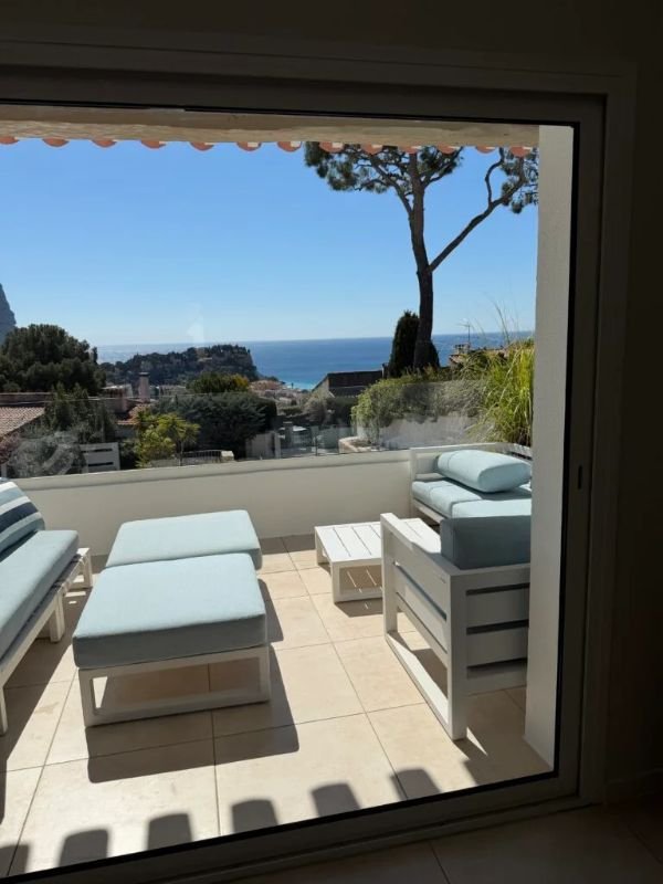Vitres propres et sans traces après nettoyage à Bandol